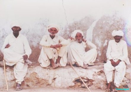 Rabari-elders-village-near-Bhuj-Gujarat-india