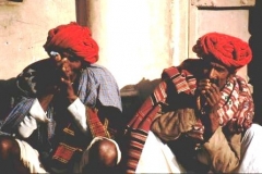 Reprobates-enjoying-a-chillum-Pushkar-Rajasthan-India