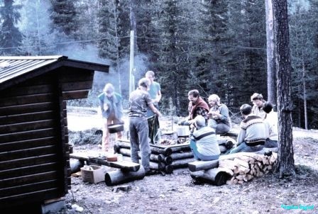 Campfire-at-Serri-nature-reserve-Jokkmokk-Sweden