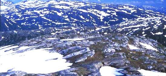 Ridge walk above Svartisen